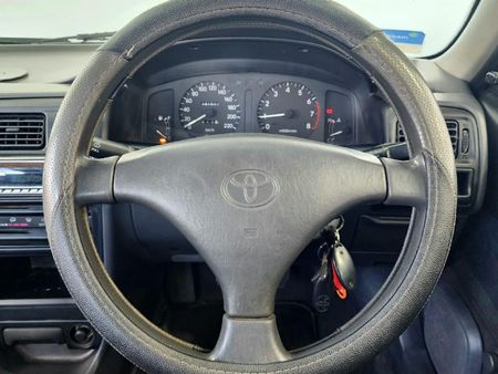 1998-Toyota-Corolla-160i-GL_21