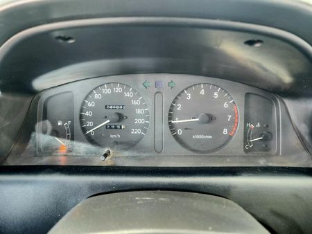 1998-Toyota-Corolla-160i-GL_22
