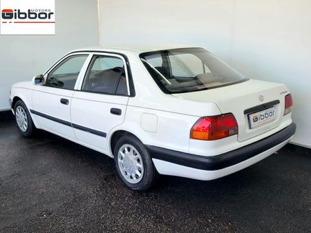 1998-Toyota-Corolla-160i-GL_25