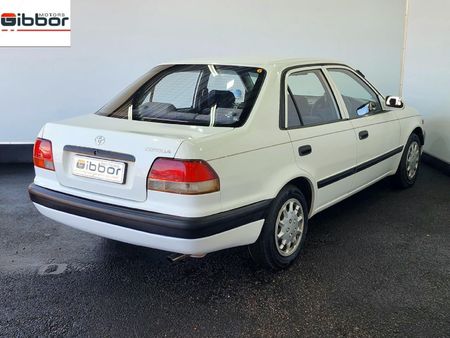 1998-Toyota-Corolla-160i-GL_5