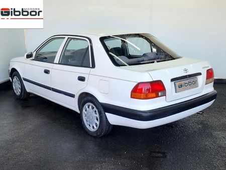 1998-Toyota-Corolla-160i-GL_7