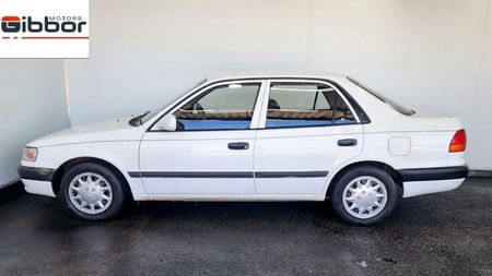 1998-Toyota-Corolla-160i-GL_8