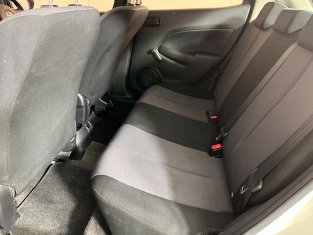 2010-Mazda-2-13-Active_2
