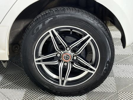 2010-Mazda-2-13-Active_6