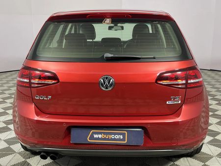 2015-Volkswagen-Golf-VII-14-TSI-Comfortline-Auto_16