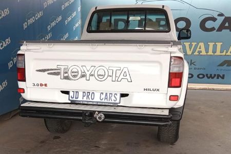 2002-Toyota-Hilux-30-D-Raider-Raised-Body-Single-Cab_3