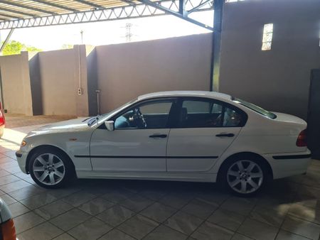2002-BMW-3-Series-318i-Sport_6