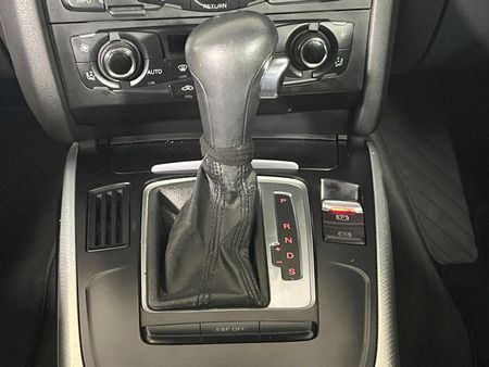 2010-Audi-A5-Sportback-20-TFSI-Auto_10