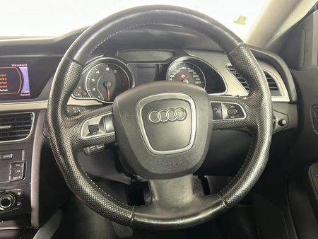 2010-Audi-A5-Sportback-20-TFSI-Auto_12