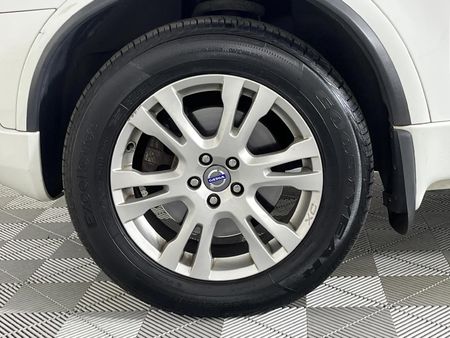 2014-Volvo-XC90-D5-Auto-Executive-AWD_3