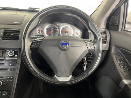 2014-Volvo-XC90-D5-Auto-Executive-AWD_8