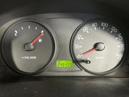 2004-Kia-Picanto-11_2