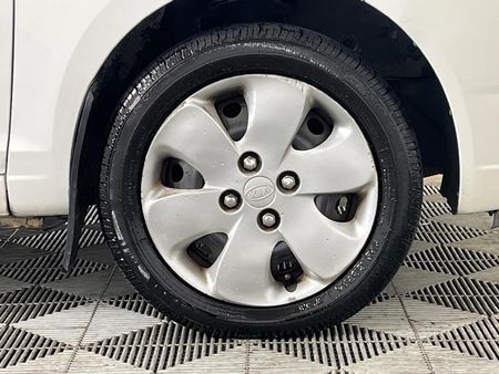 2004-Kia-Picanto-11_5