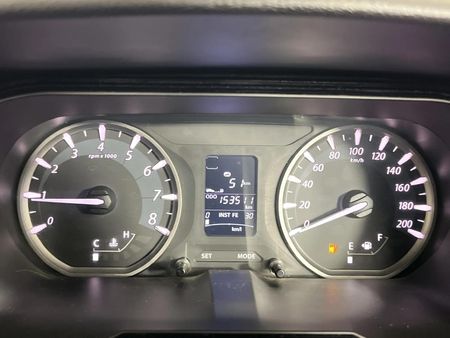 2017-TATA-Bolt-12T-XT-5-dr_2