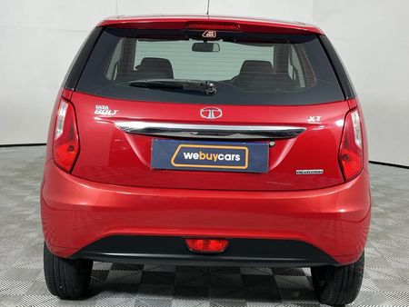 2017-TATA-Bolt-12T-XT-5-dr_6