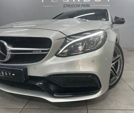 2015-Mercedes-AMG-C-Class-C63-AMG_2