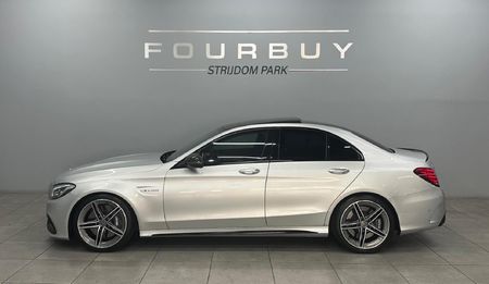 2015-Mercedes-AMG-C-Class-C63-AMG_3