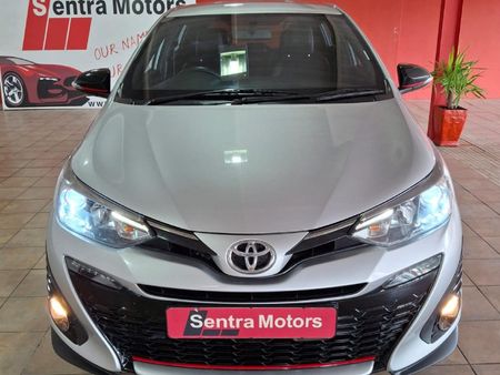 2019-Toyota-Yaris-15-Sport-5-dr_10