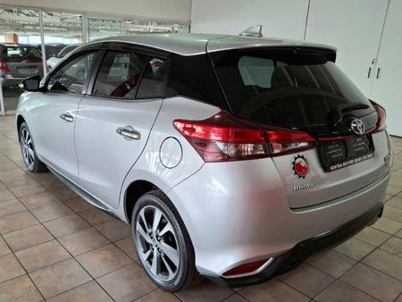 2019-Toyota-Yaris-15-Sport-5-dr_11