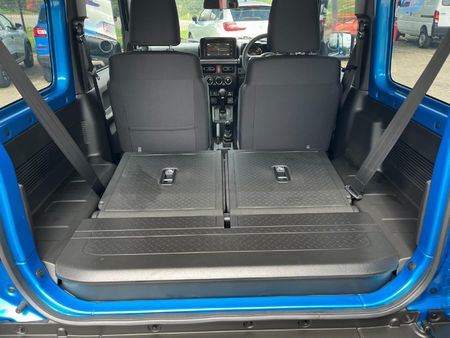 2026-Suzuki-Jimny-15-GLX-Auto_11