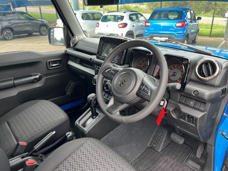 2026-Suzuki-Jimny-15-GLX-Auto_8