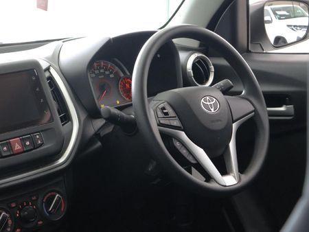2025-Toyota-Vitz-10-XR-AMT_20