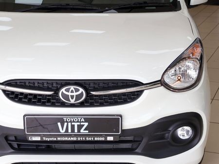 2025-Toyota-Vitz-10-XR-AMT_4