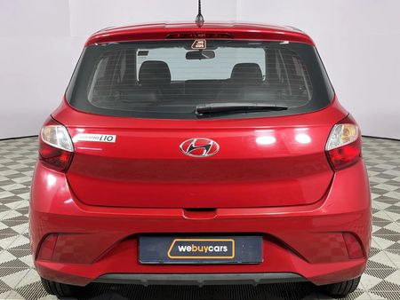 2022-Hyundai-Grand-i10-10-Motion_15