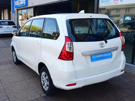 2021-Toyota-Avanza-15-SX_4