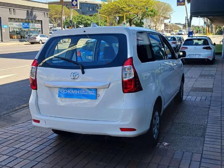 2021-Toyota-Avanza-15-SX_7