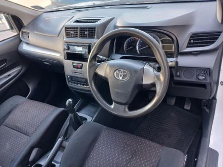 2021-Toyota-Avanza-15-SX_8