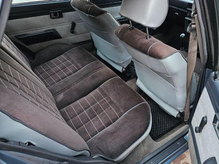 1985-Toyota-Corolla-16-GLS_7