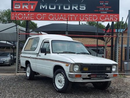1980-Toyota-Hilux-1800_0