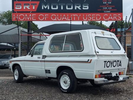 1980-Toyota-Hilux-1800_3