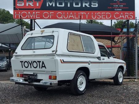 1980-Toyota-Hilux-1800_5