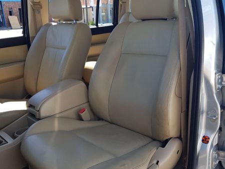 2011-Ford-Everest-30-TDCi-XLT_26