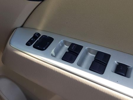 2011-Ford-Everest-30-TDCi-XLT_33