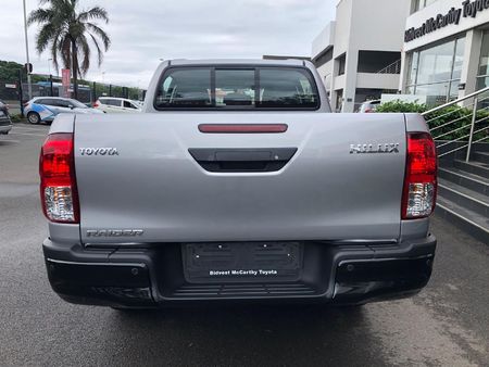 2025-Toyota-Hilux-24-GD-6-Raised-Body-Raider-Auto-Double-Cab_2