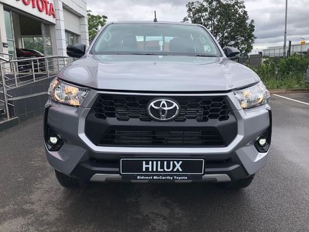 2025-Toyota-Hilux-24-GD-6-Raised-Body-Raider-Auto-Double-Cab_4