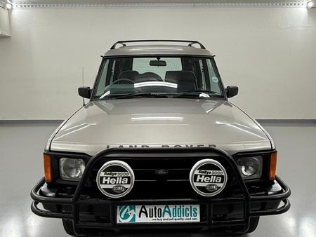 1992-Land-Rover-Discovery-V8i_1