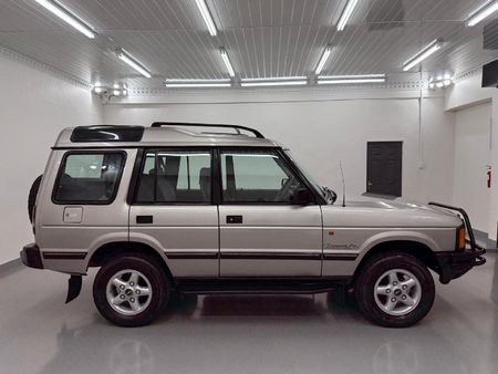 1992-Land-Rover-Discovery-V8i_3