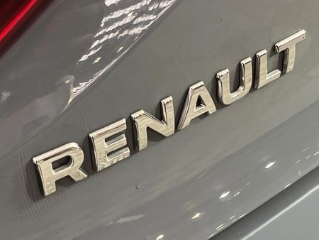 2022-Renault-Clio-V-10T-Intens_11