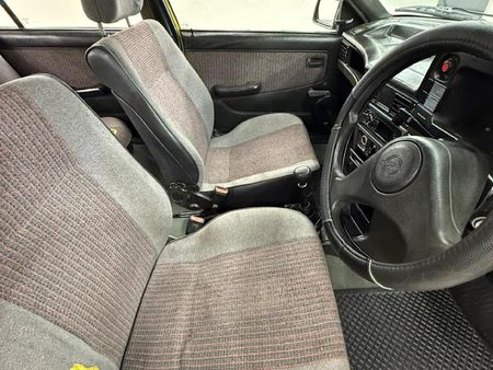 1990-Opel-Kadett-16-GLS_6