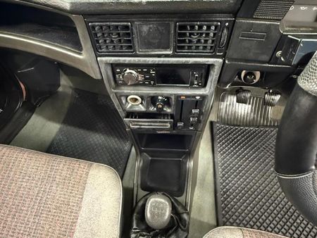 1990-Opel-Kadett-16-GLS_8