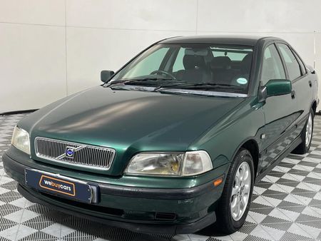 2000-Volvo-S40-20_0