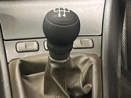 2000-Volvo-S40-20_10