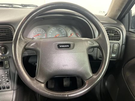 2000-Volvo-S40-20_11