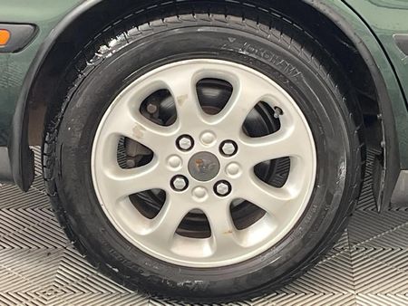 2000-Volvo-S40-20_7