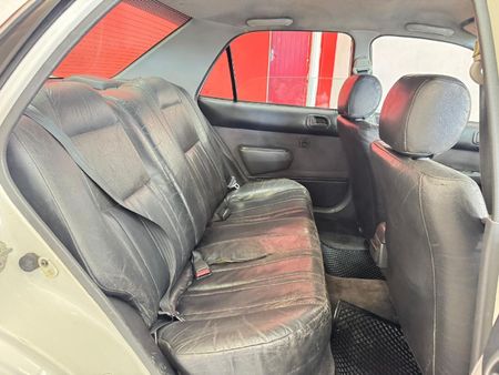 1997-Toyota-Corolla-RSi-20v_9