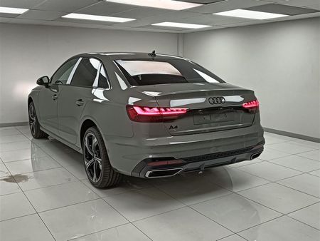 2025-Audi-A4-Black-Edition-Auto-40-TFSI_2